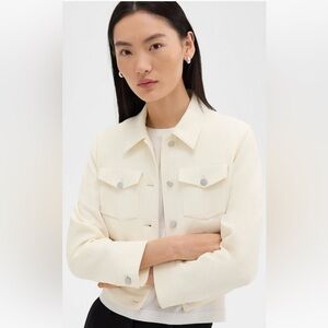 NWT Theory Shrunken Trucker Jacket in Admiral Crepe Rice | Size 00